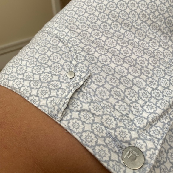 Patterned Pants - Picture 4 of 5